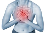Почему болит молочная железа при жалобах на остеохондроз